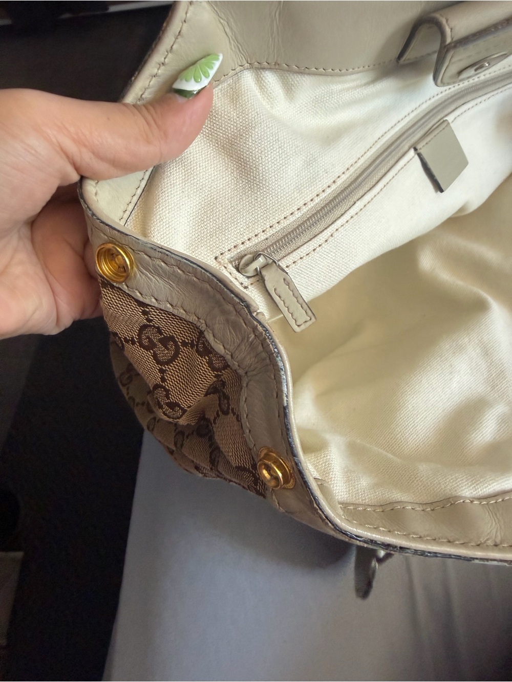 Gucci Beige Brown GG Canvas Shoulder Bag with Leather Trim - Picture 7 of 14